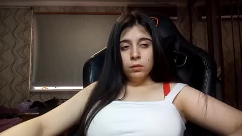 Lina online show from 02-06-26, 12:59