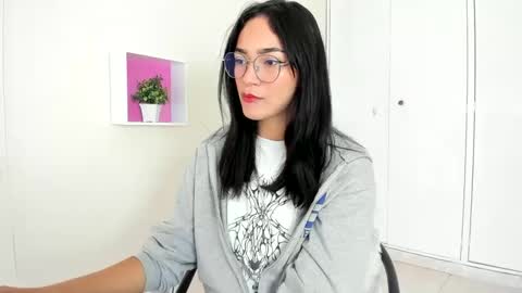 Camila online show from 12-26-24, 12:59