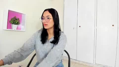 Camila online show from 01-16-25, 12:42