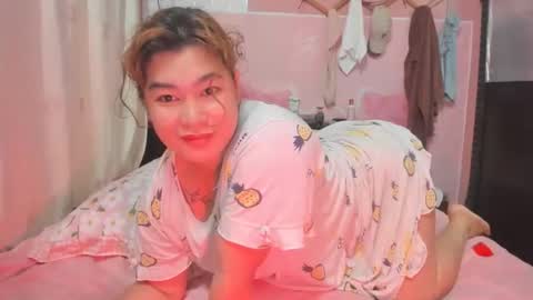 Snapshot of asian_diana69 chatting on 02-25-26, 11:25 diane online show from 02-25-26, 11:25