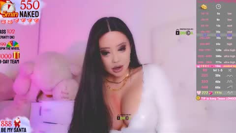  usually start stream about 10 pm PST 1 am EST  online show from 12-07-24, 08:00