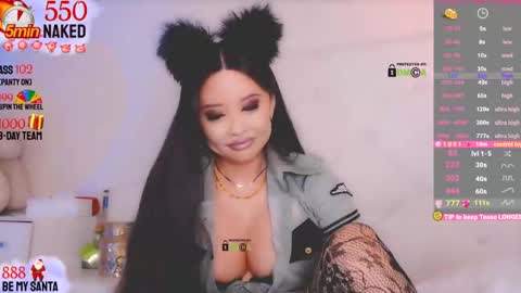  usually start stream about 10 pm PST 1 am EST  online show from 12-08-24, 10:52