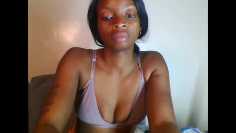 Asia online show from 10-28-25, 03:36