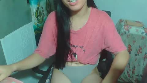 Snapshot of asian_rhean chatting on 01-25-25, 06:45 Rhean online show from 01-25-25, 06:45