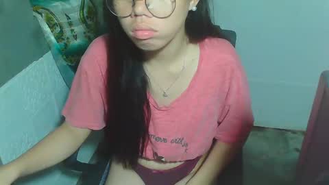 Snapshot of asian_rhean chatting on 01-31-25, 10:42 Rhean online show from 01-31-25, 10:42