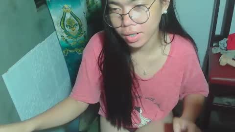 Snapshot of asian_rhean chatting on 02-02-25, 11:21 Rhean online show from 02-02-25, 11:21
