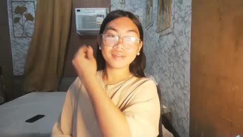 Snapshot of asian_rhean chatting on 10-02-25, 10:50 Rhean online show from 10-02-25, 10:50