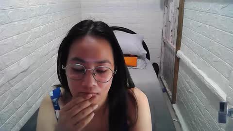 Snapshot of asian_sexydimples chatting on 01-28-25, 03:57 Trixie online show from 01-28-25, 03:57