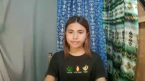 Snapshot of asian_sofiaxxx chatting on 12-17-25, 06:30 Sofia online show from 12-17-25, 06:30