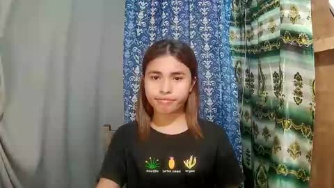 Snapshot of asian_sofiaxxx chatting on 12-18-25, 06:52 Sofia online show from 12-18-25, 06:52