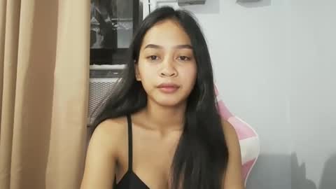 Snapshot of asian_trish chatting on 09-23-25, 12:19 asian_trish online show from 09-23-25, 12:19