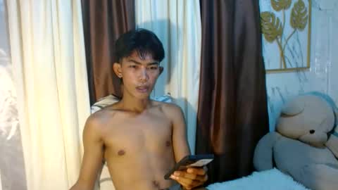 Snapshot of asianhotbigcock chatting on 10-16-25, 05:19 Nico online show from 10-16-25, 05:19