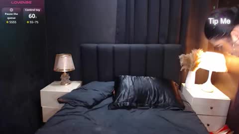 Snapshot of asianhugecock_kimmy chatting on 09-08-25, 02:27 Kimy online show from 09-08-25, 02:27