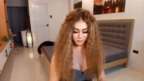 ERIKA 3 online show from 12-07-24, 09:17