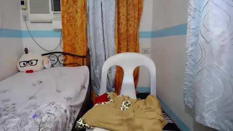 Snapshot of asianpinaychub chatting on 10-30-25, 06:52 asianpinaychub online show from 10-30-25, 06:52