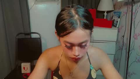 kisses online show from 02-12-26, 05:19