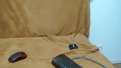 asiantstop99 online show from 10-18-25, 04:19