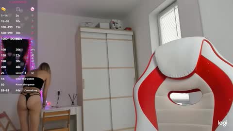 Caroline online show from 02-28-26, 10:16