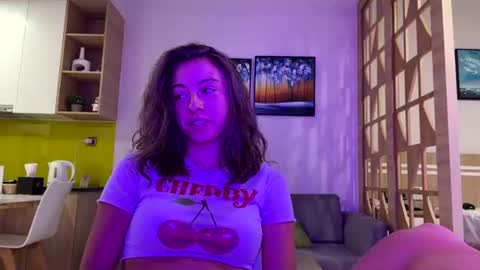 Snapshot of asleyfabello chatting on 06-23-26, 10:46 Monica online show from 06-23-26, 10:46