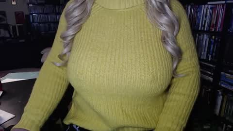 Aspen Vale online show from 09-21-25, 02:46