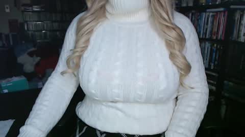 Aspen Vale online show from 10-20-25, 09:04