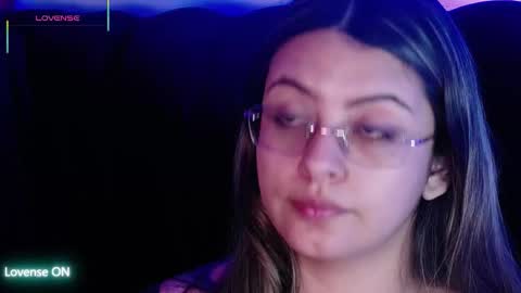 Snapshot of aspenruss chatting on 10-15-25, 09:04 online show from 10-15-25, 09:04