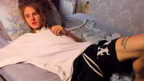 asphalt surfer online show from 12-11-24, 10:58