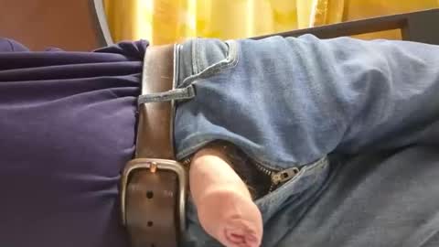 Will take commands from GuysWomenCouples etc online show from 04-05-26, 04:48