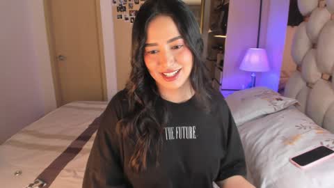 Snapshot of asshley__ chatting on 01-08-25, 11:19 Ashley online show from 01-08-25, 11:19