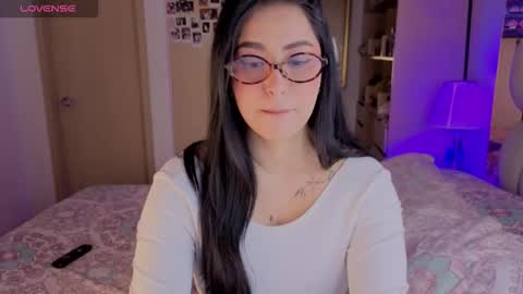 Snapshot of asshley__ chatting on 12-14-25, 02:50 Ashley online show from 12-14-25, 02:50