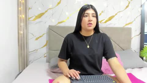 Asshley online show from 02-04-26, 10:58