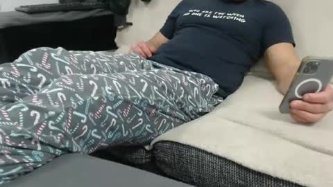 Snapshot of asshunnter chatting on 11-16-25, 03:39 MARCO online show from 11-16-25, 03:39