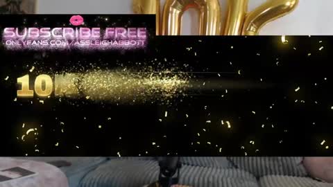 Snapshot of assleighabbott chatting on 02-07-25, 10:41 ASSleigh Abbott online show from 02-07-25, 10:41