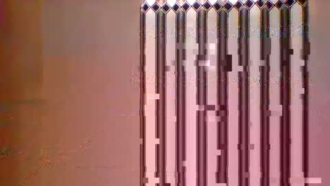 FLORAH DANIEL online show from 12-15-25, 10:52