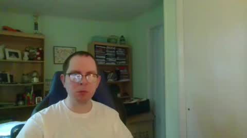 Snapshot of astg94 chatting on 09-25-25, 03:05 Andrew or Smiley Read the message in bold above the bio design for info on the situation. online show from 09-25-25, 03:05