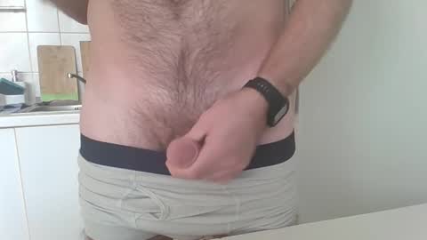 astleitx online show from 11-08-25, 01:33