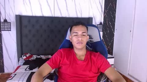 Snapshot of aston_vera chatting on 02-19-26, 05:03 Aston online show from 02-19-26, 05:03