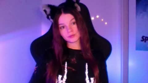 Snapshot of astradream_ chatting on 01-12-26, 10:15 astradream_ online show from 01-12-26, 10:15