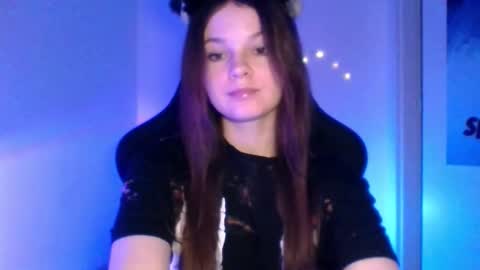 Snapshot of astradream_ chatting on 01-13-26, 10:37 astradream_ online show from 01-13-26, 10:37