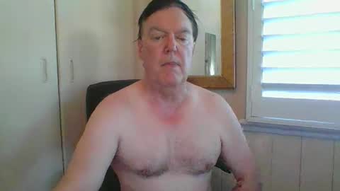 Snapshot of astute008 chatting on 12-05-25, 06:22 astute008 online show from 12-05-25, 06:22