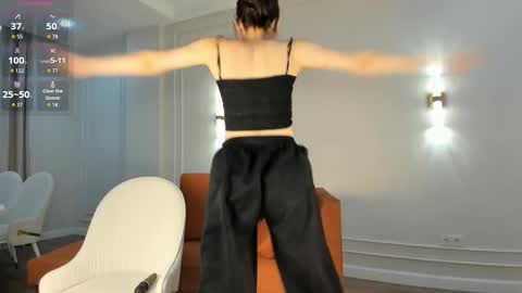 Snapshot of asuna_kirigaya chatting on 10-01-25, 02:12 asuna_kirigaya online show from 10-01-25, 02:12