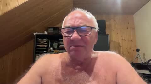 asusandy online show from 09-24-25, 11:19