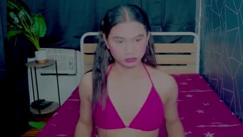 Snapshot of atashakendall chatting on 12-04-25, 02:15 atashakendall online show from 12-04-25, 02:15