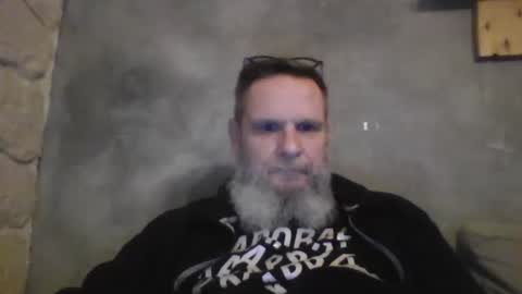 Snapshot of atatanka chatting on 12-30-24, 12:00 atatanka online show from 12-30-24, 12:00