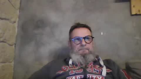 Snapshot of atatanka chatting on 01-04-25, 12:05 atatanka online show from 01-04-25, 12:05