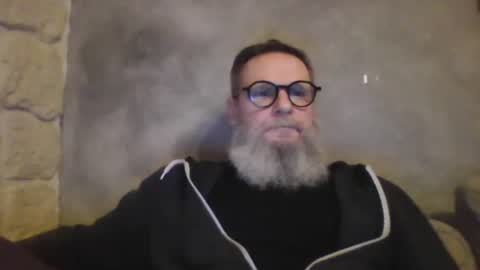 Snapshot of atatanka chatting on 01-16-25, 10:34 atatanka online show from 01-16-25, 10:34