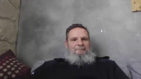 Snapshot of atatanka chatting on 01-17-25, 02:18 atatanka online show from 01-17-25, 02:18