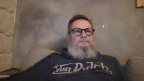 Snapshot of atatanka chatting on 01-26-25, 09:40 atatanka online show from 01-26-25, 09:40