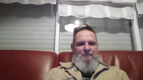 Snapshot of atatanka chatting on 11-30-25, 07:07 atatanka online show from 11-30-25, 07:07