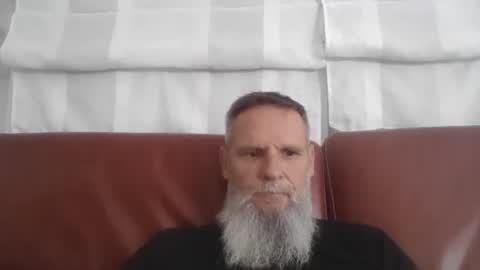 Snapshot of atatanka chatting on 06-11-26, 10:02 atatanka online show from 06-11-26, 10:02